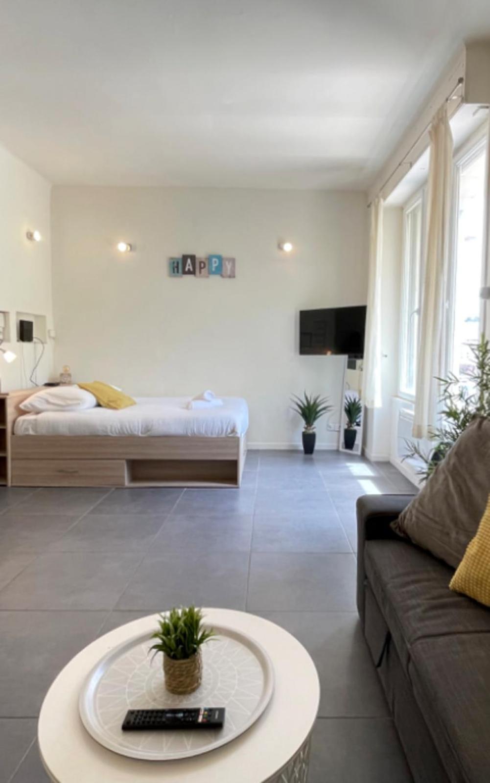 Ferienwohnung Entre Le Vieux Port Et Le Panier Marseilles Exterior foto